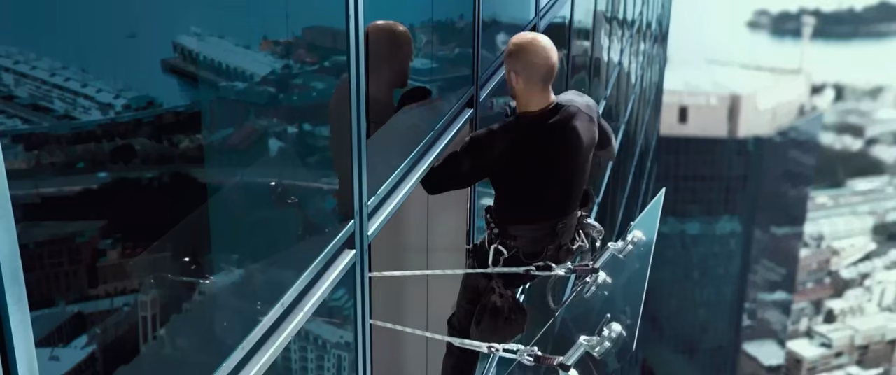 Still 1 of 1 from Mechanic: Resurrection