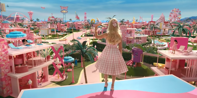 Still 3 of 21 from Barbie