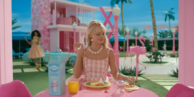 Still 18 of 21 from Barbie