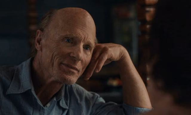 Still 4 of 17 from The Lost Daughter