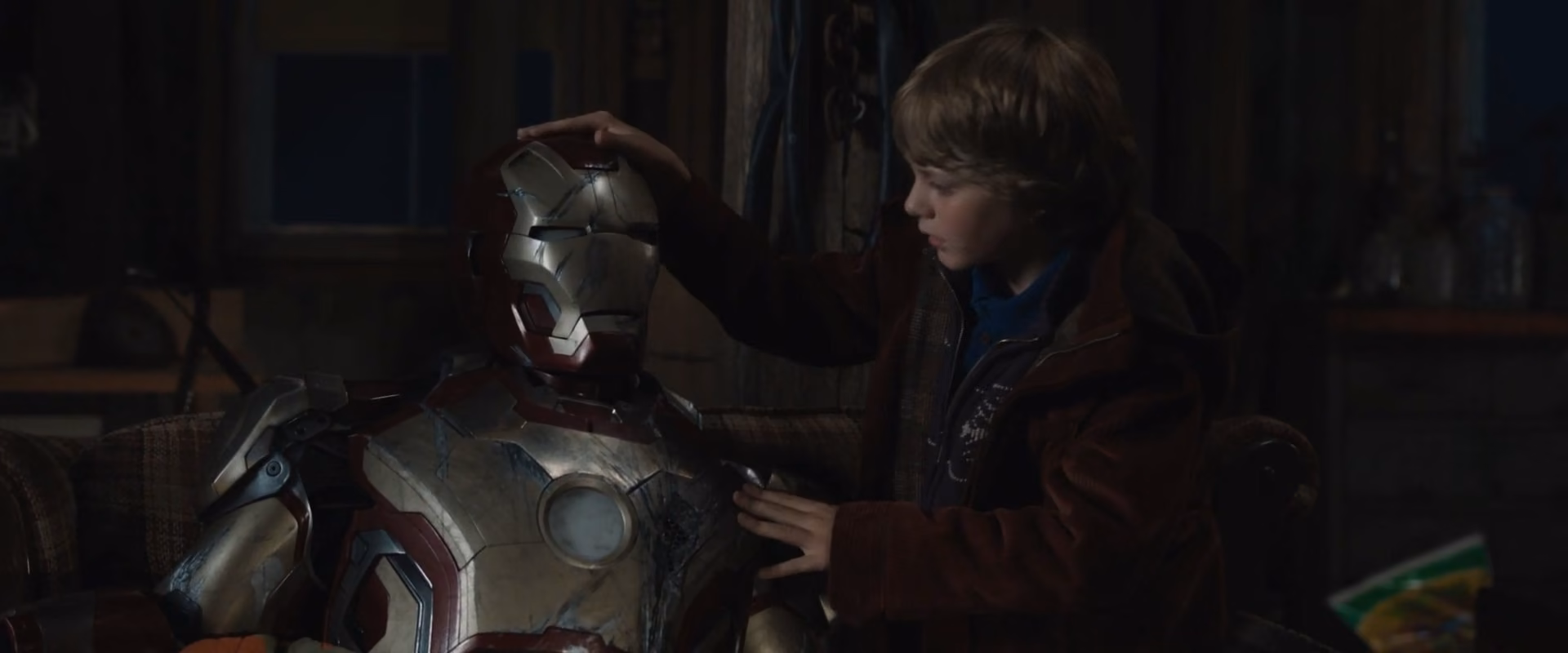 Still 1 of 1 from Iron Man 3