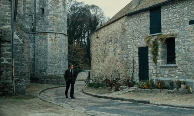 Still 12 of 18 from The Silent One