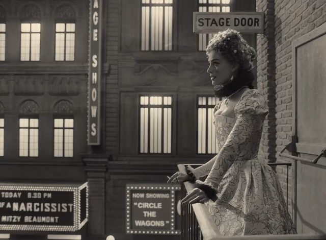 Still 25 of 29 from Asteroid City