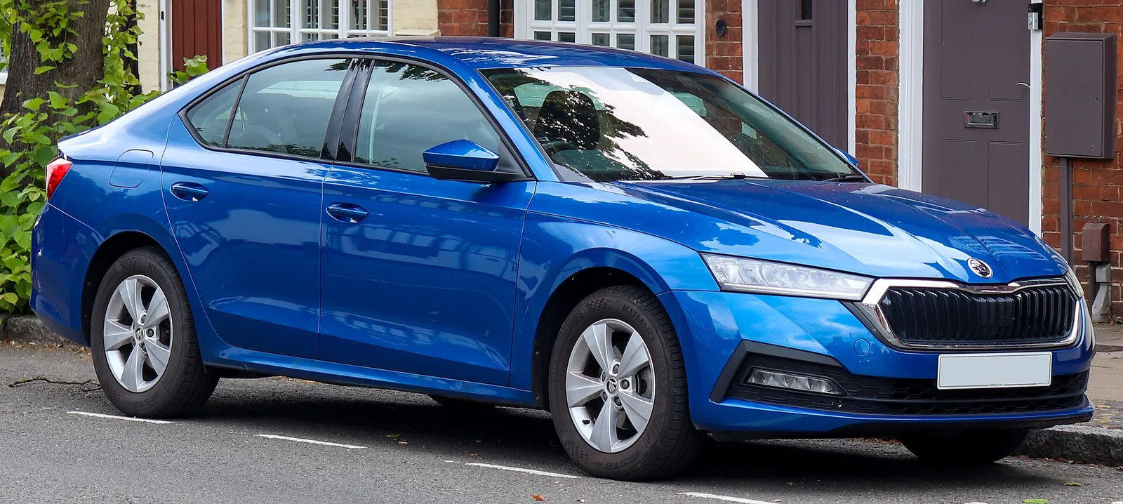 Blue fourth-generation Skoda Octavia liftback photographed from the front three-quarter angle