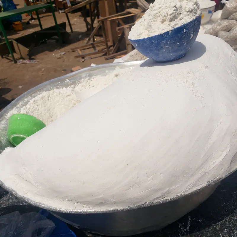 A bowl of fine white cornflour (cornstarch) powder